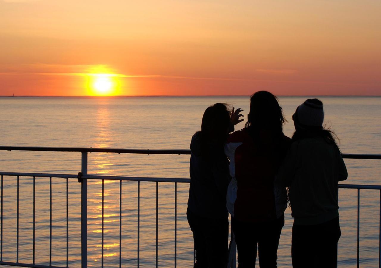 Viking Line Ferry Gabriella - One-Way Journey From Stockholm To Helsinki酒店 外观 照片