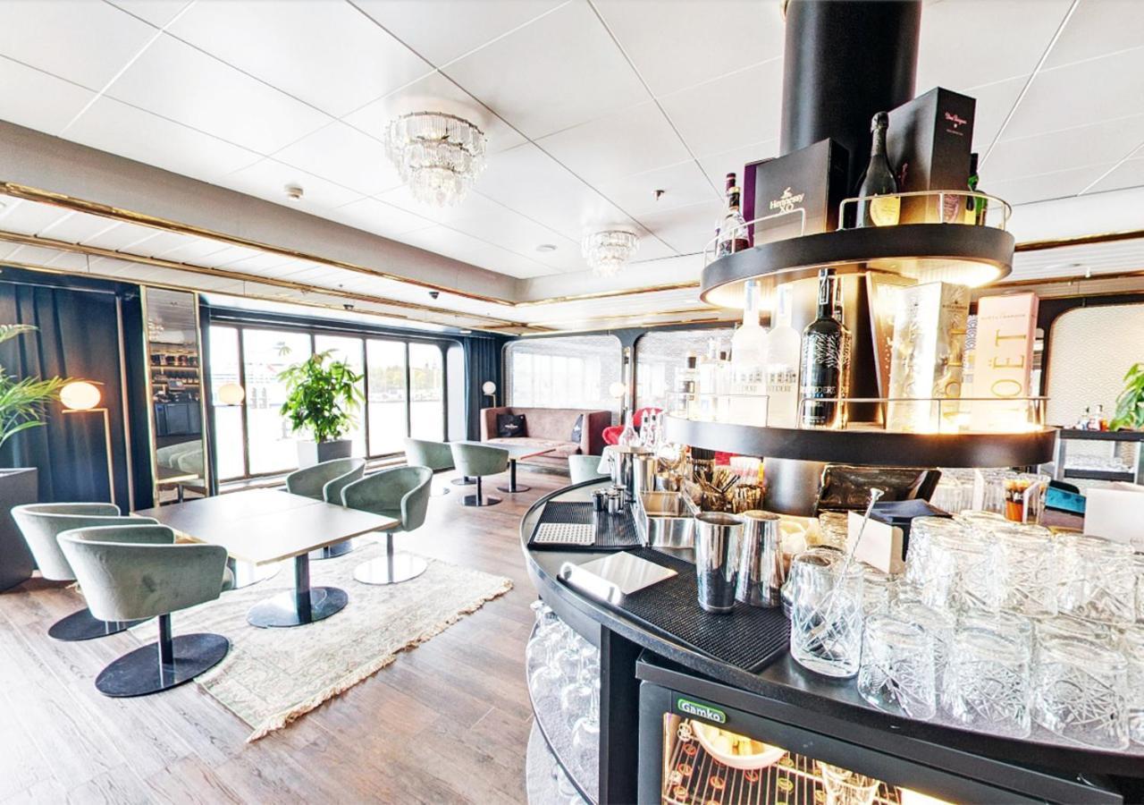 Viking Line Ferry Gabriella - One-Way Journey From Stockholm To Helsinki酒店 外观 照片