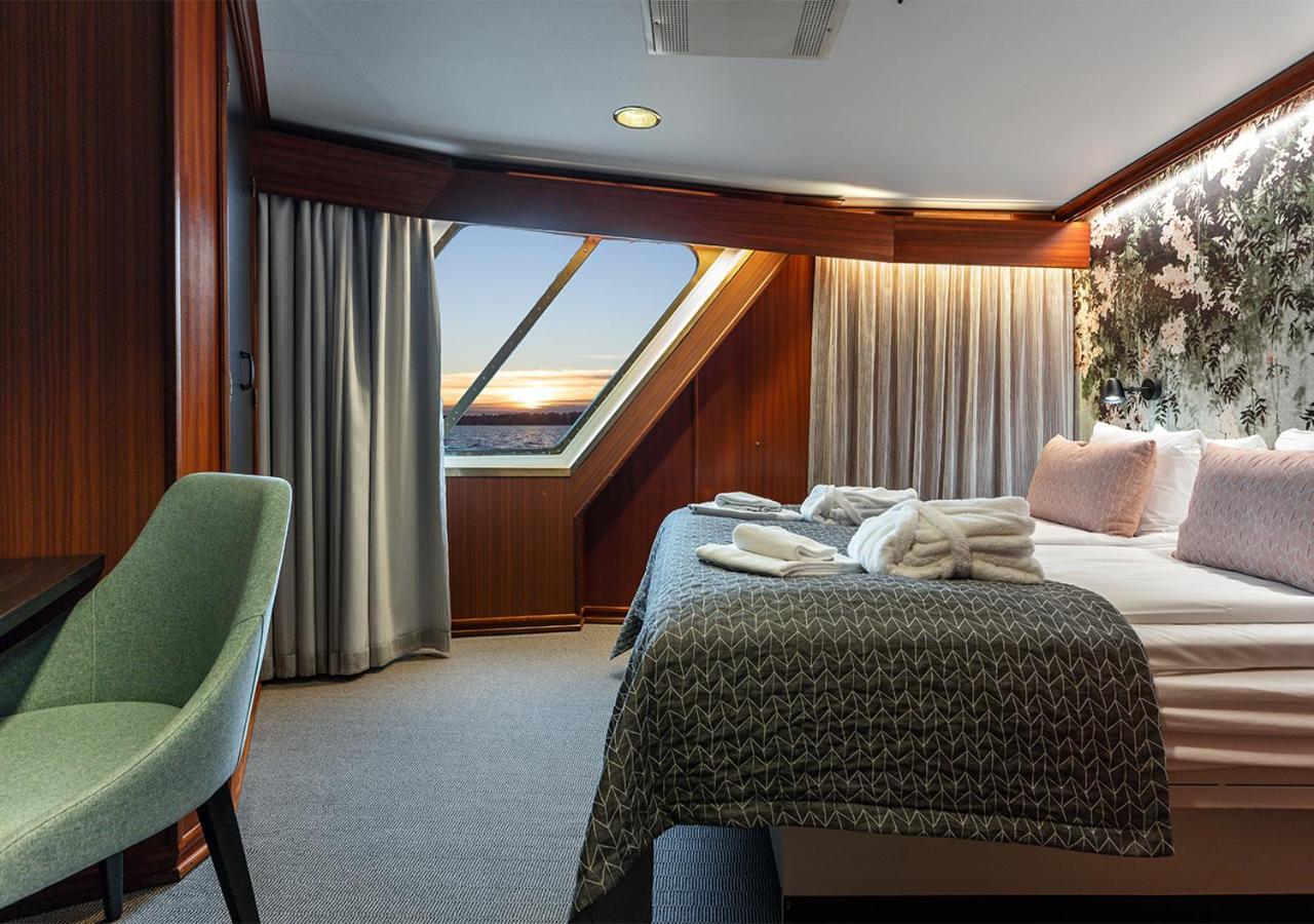 Viking Line Ferry Gabriella - One-Way Journey From Stockholm To Helsinki酒店 客房 照片