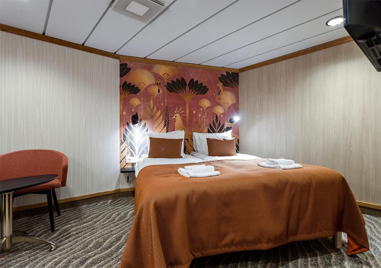 Viking Line Ferry Gabriella - One-Way Journey From Stockholm To Helsinki酒店 客房 照片