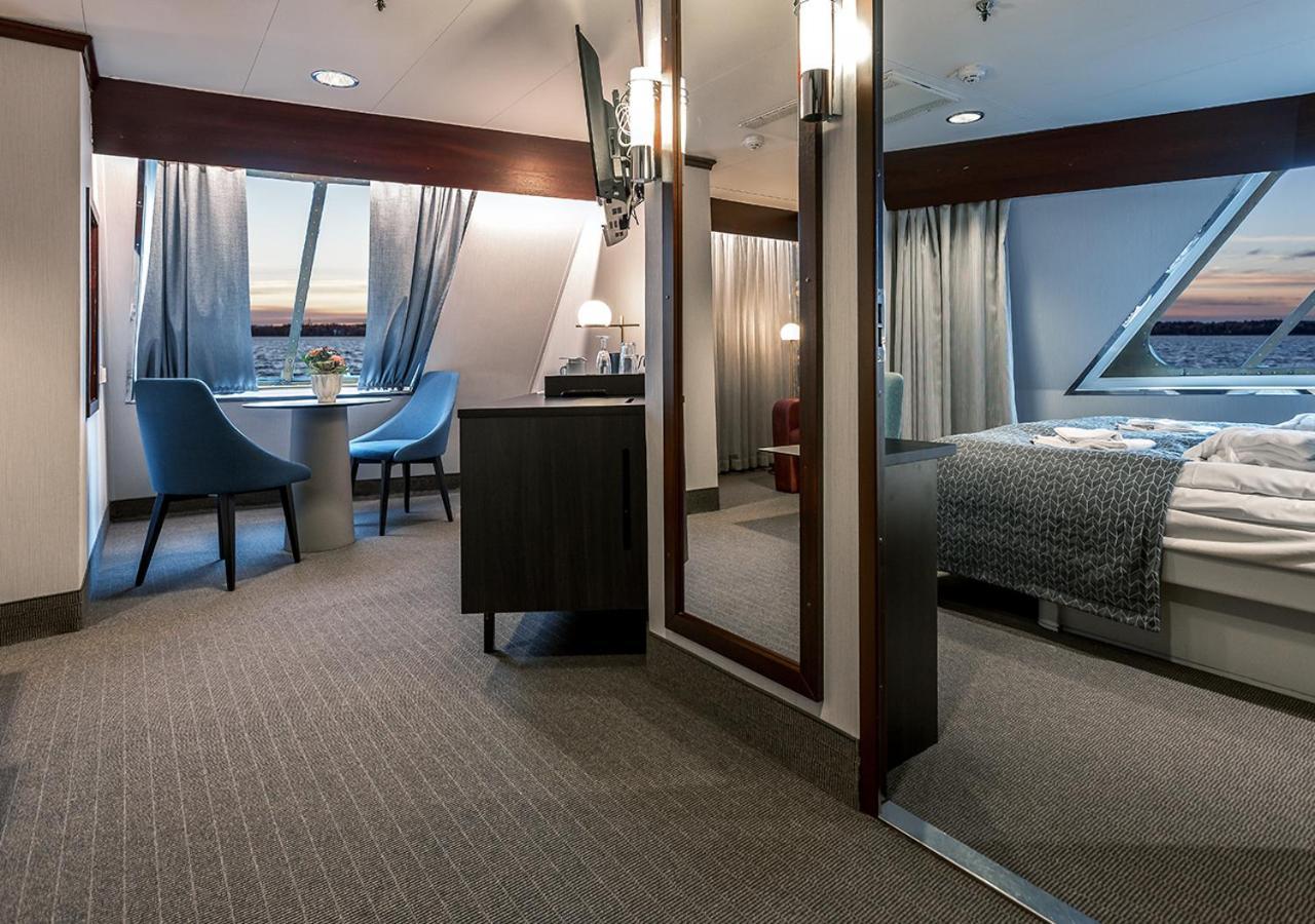 Viking Line Ferry Gabriella - One-Way Journey From Stockholm To Helsinki酒店 客房 照片